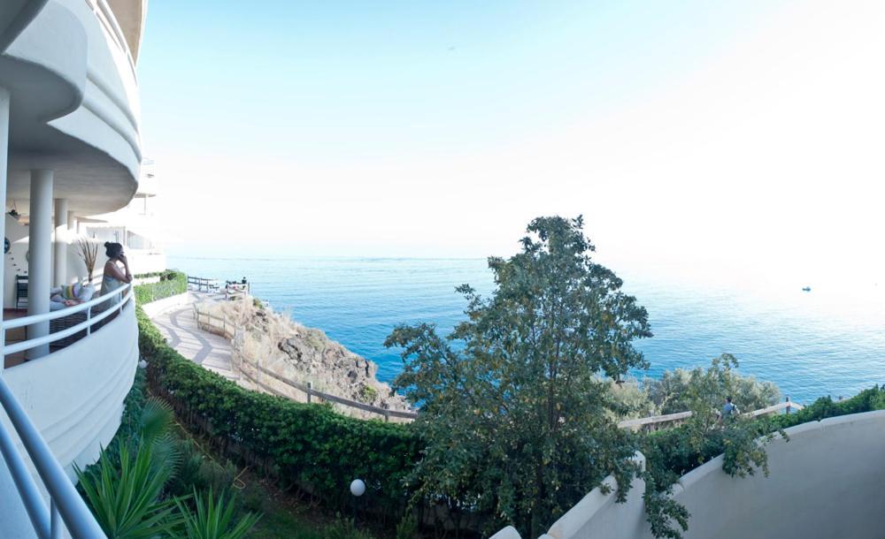 Apartamentos Costa Quebrada Беналмадена Екстериор снимка
